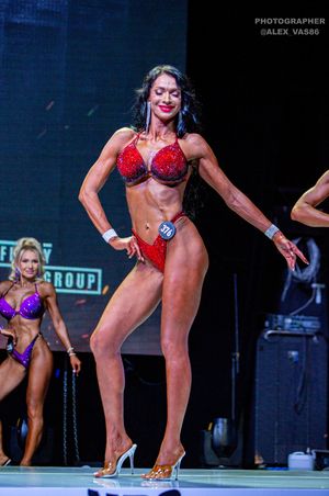 BIKINI МАСТЕРА +40